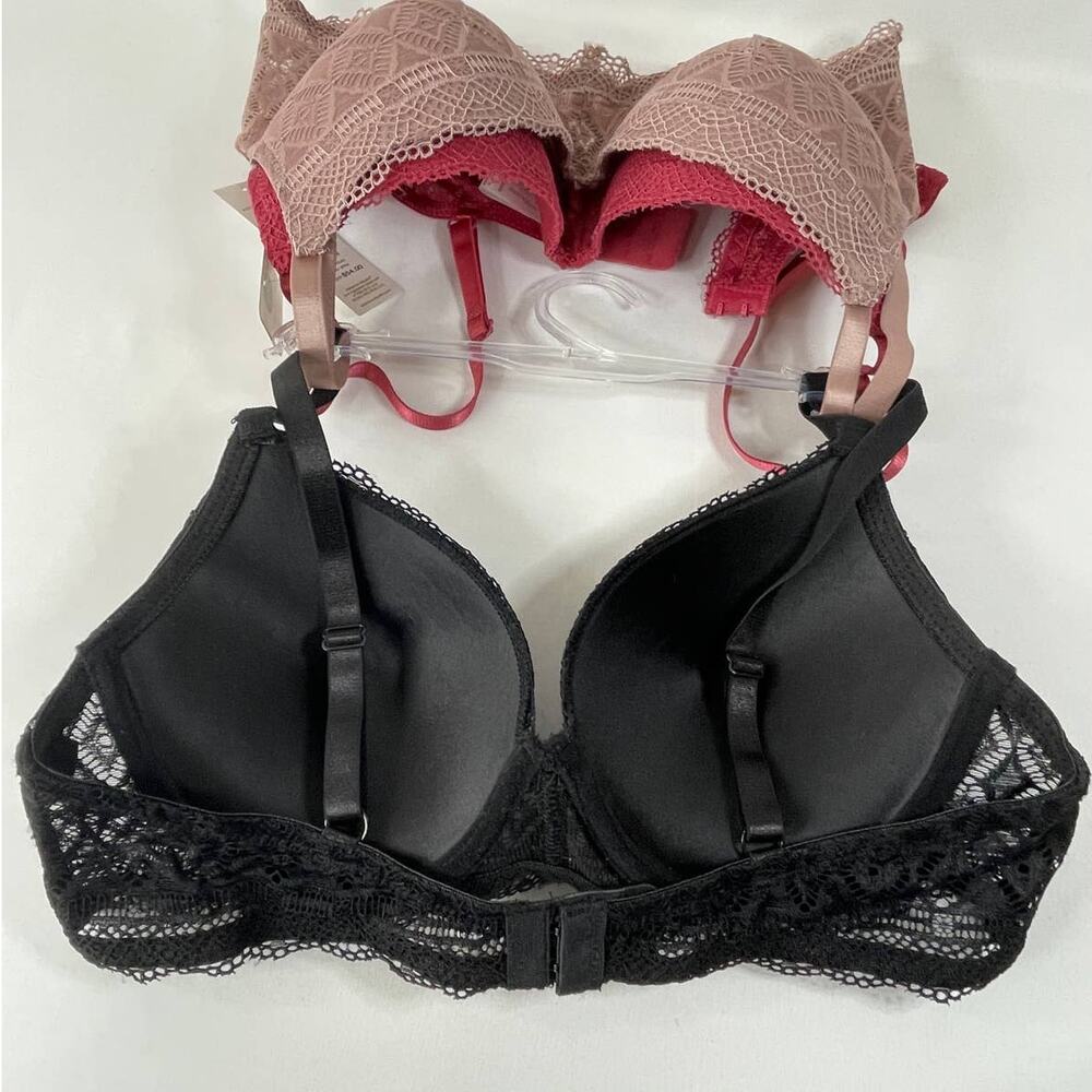 Adrienne Vittadini Front Crochet Detail Full Cup Underwired Bra 3 pack 36B NEW - Picture 4 of 14